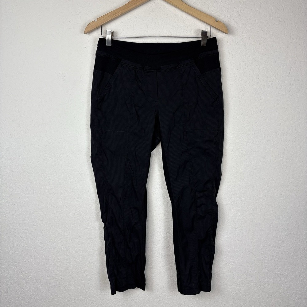 Lululemon 6 Pants Active Straight Leg Black Pull On Dance Gym Crop